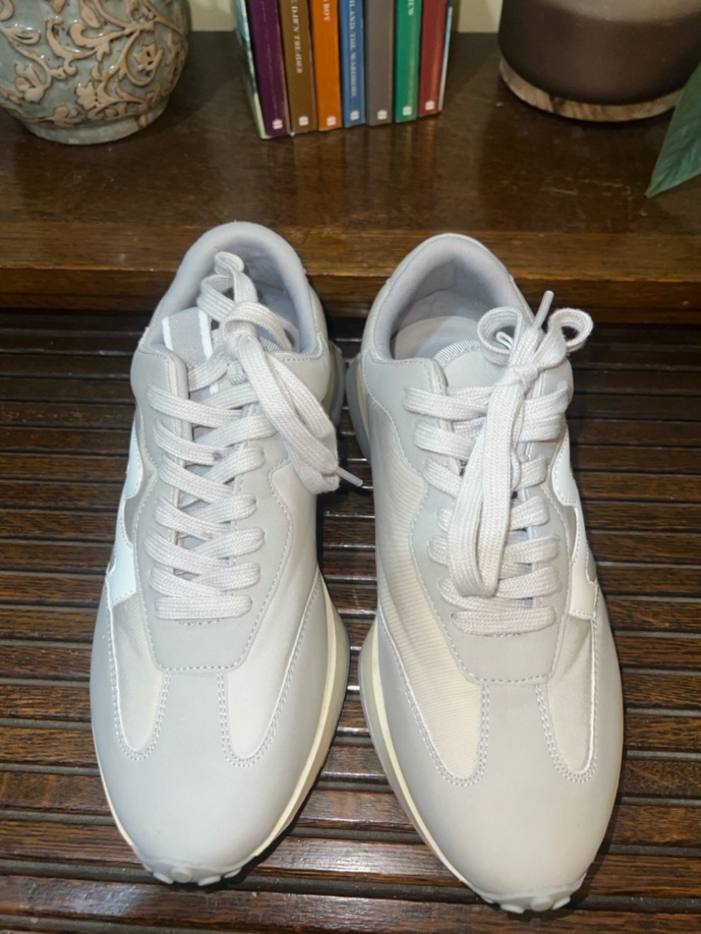 Steve Madden Women's Light Gray Runner Sneakers